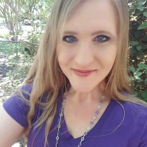 Meet your Posher, Nikki